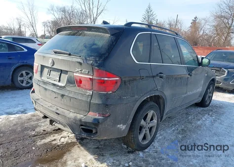 2012 BMW X5 xDrive50I z USA, uszkodzony, nr VIN 5UXZV8C5XCL422356